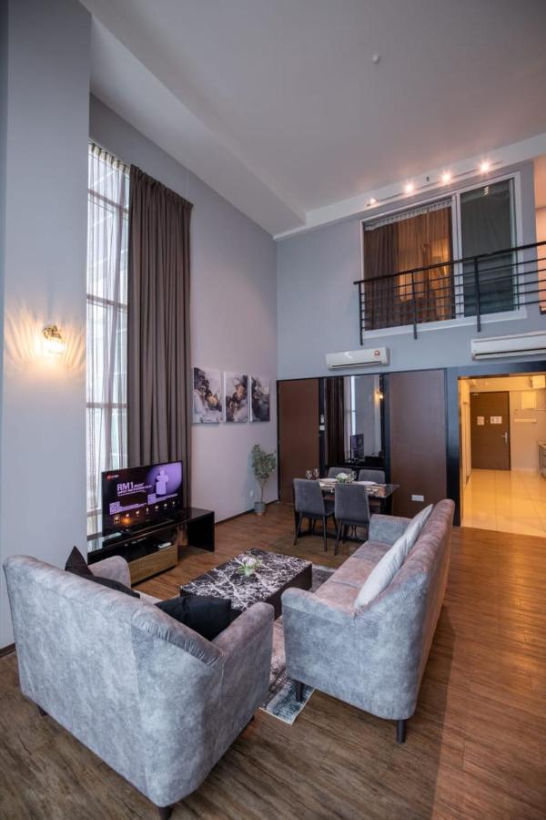 Loft Pano Seaview Suite 2 Bedroom By The Only Bnb Jelutong Exterior photo
